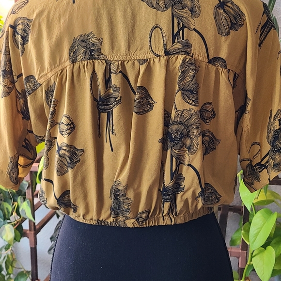 Urbanoutfitters - Picture 3 of 6